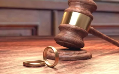 الطلاق الرجعي في المحكمة وحكمه ونموذج عنه ؟