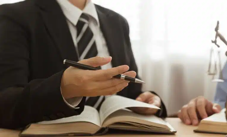 الإجراءات القانونية المتعلقة بالميراث ؟