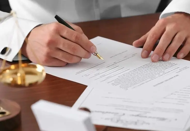 ما الفرق بين التوثيق والتصديق في الأوراق القانونية ؟