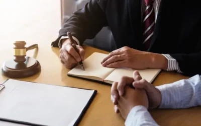 ما هو دور المحامي العمالي في توثيق عقود العمل ؟