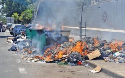 تخريب الطرق والشوارع والمنشآت العامة