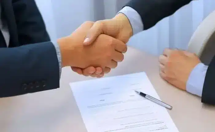 خيار العيب في العقود